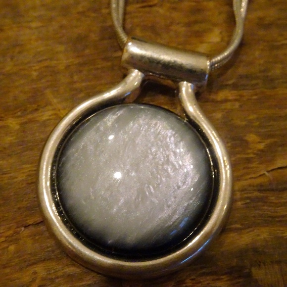 Silver Plated Faux Moonstone Pendant Double Snake Chain Boho Glam Necklace - Picture 8 of 8